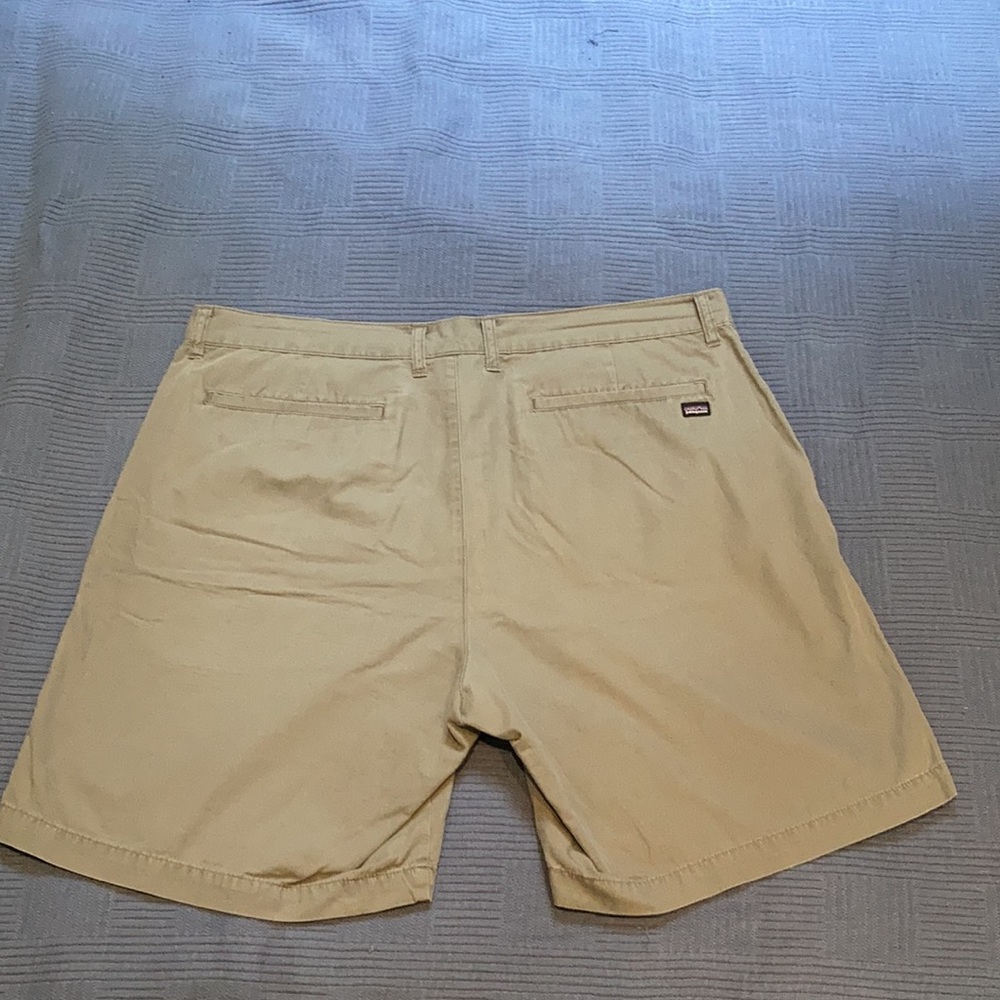 Patagonia Men’s gray organic Cotton shorts Sz 38
